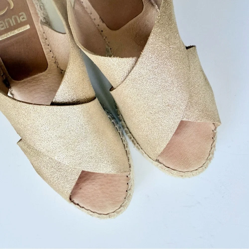 Kanna Gold Metallic Nubuck Suede Crossover Platform Wedge Espadrille Sandal 8